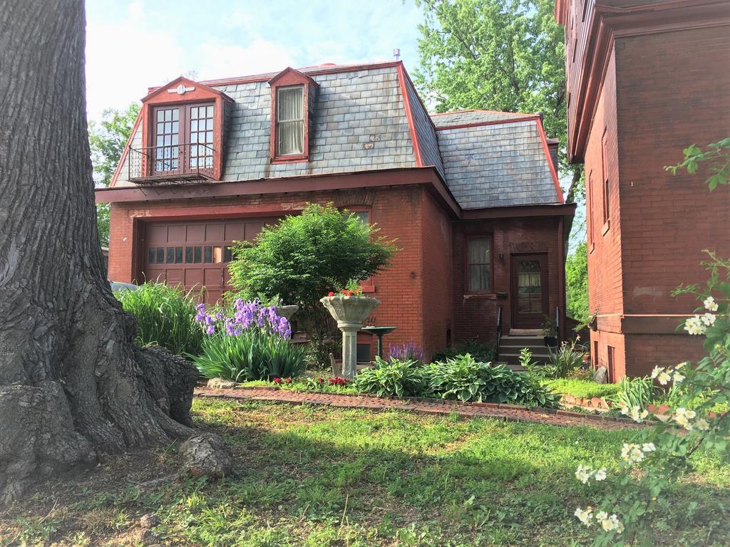 Вилла Vineyard Mansion Carriage House Сент-Джозеф Экстерьер фото